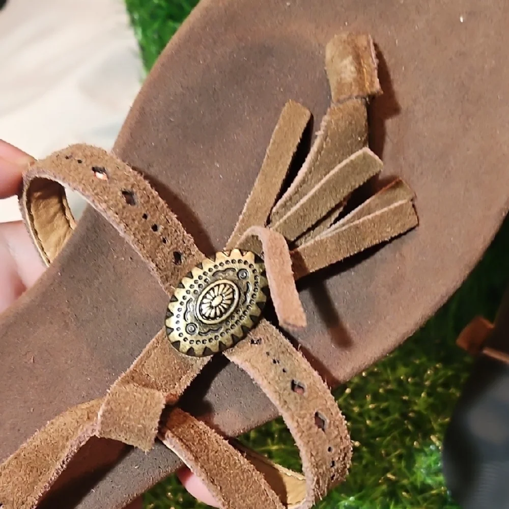 rare Yellow Box Boho Dark Brown Strappy Sandals womens size 8.5 festival - Picture 5 of 6